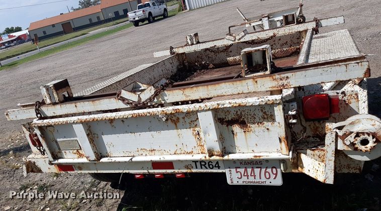 image for item OF9438 1995 Altec  pole trailer