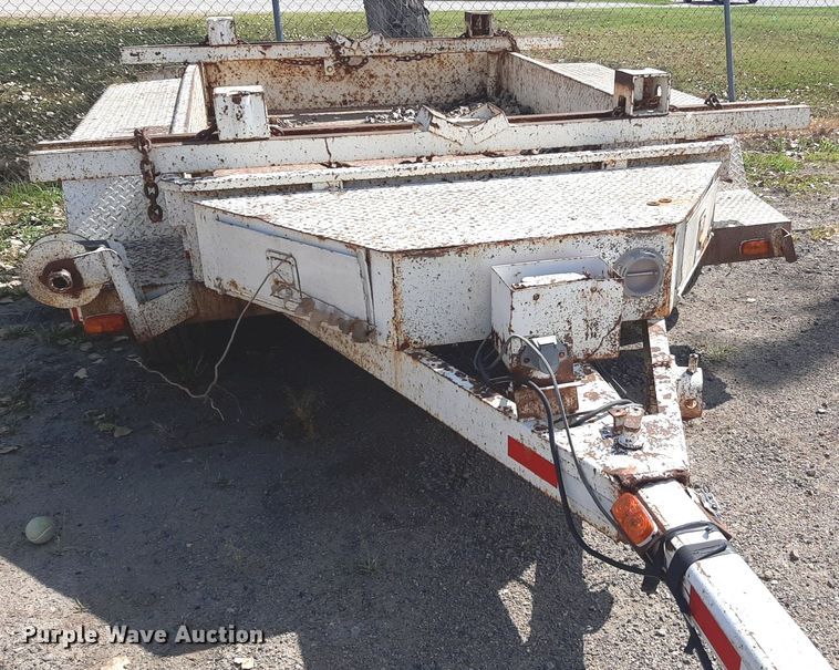 image for item OF9438 1995 Altec  pole trailer