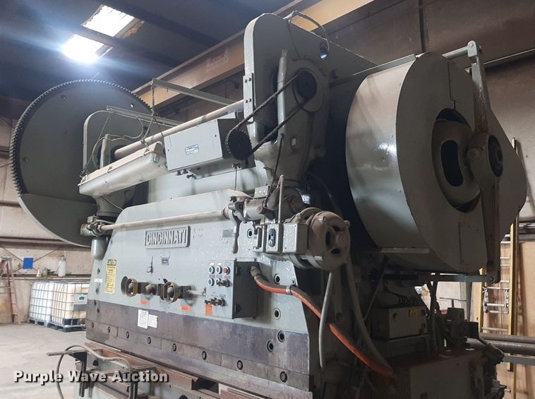 image for item OF9562 Cincinnati  press brake