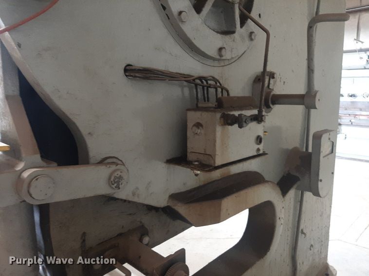 image for item OF9563 Cincinnati  metal shear