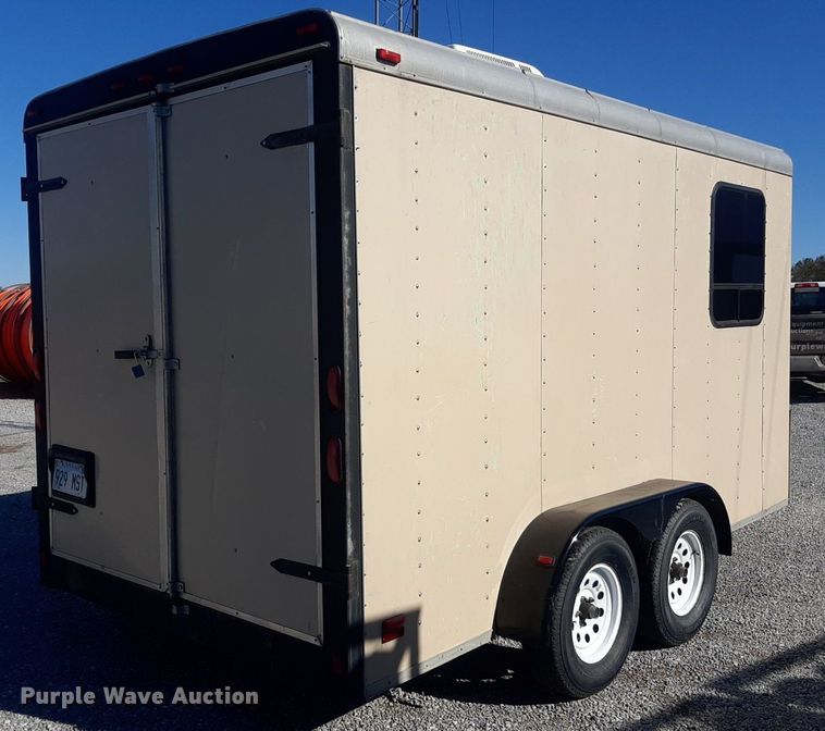 image for item OF9590 2001 Pace VC718TA2  enclosed cargo trailer
