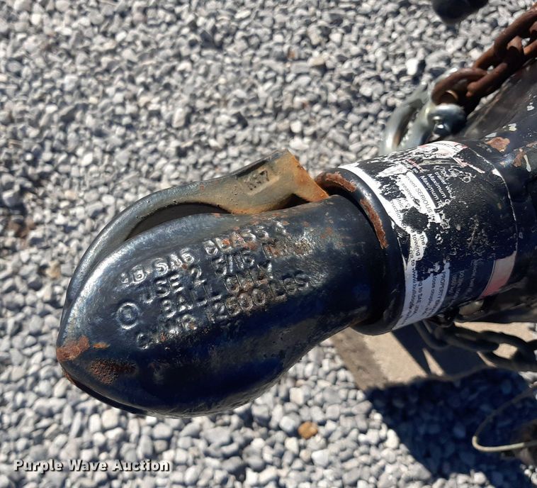 image for item OF9590 2001 Pace VC718TA2  enclosed cargo trailer