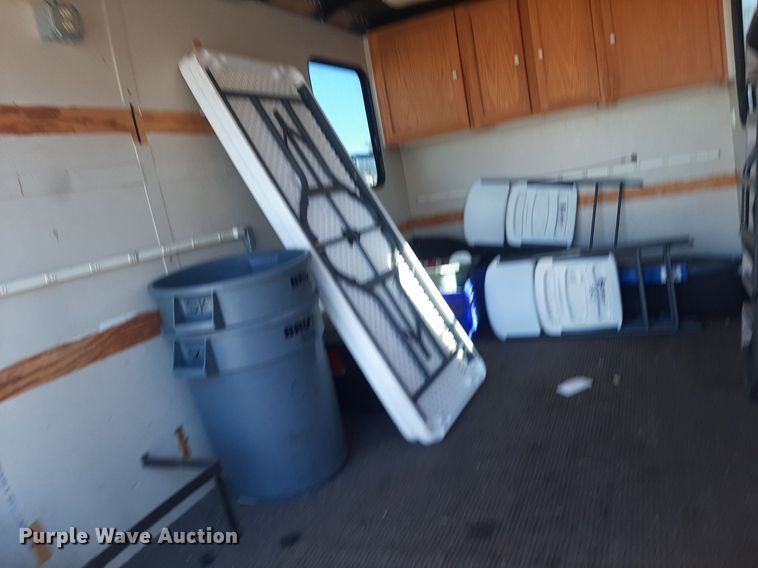 image for item OF9590 2001 Pace VC718TA2  enclosed cargo trailer