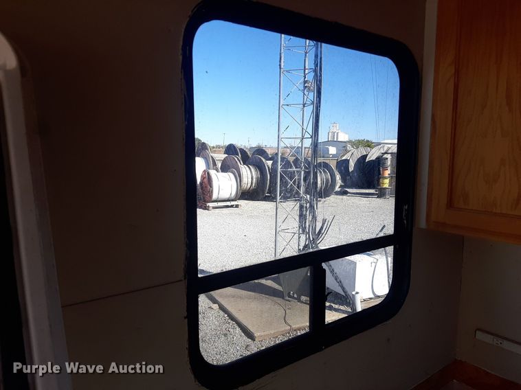 image for item OF9590 2001 Pace VC718TA2  enclosed cargo trailer