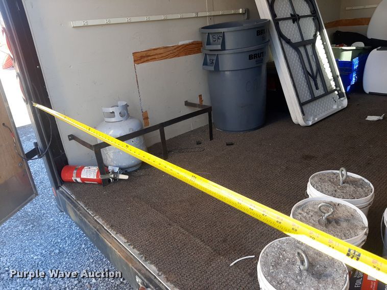 image for item OF9590 2001 Pace VC718TA2  enclosed cargo trailer