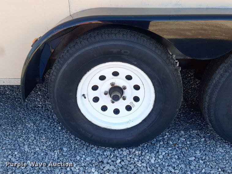 image for item OF9590 2001 Pace VC718TA2  enclosed cargo trailer