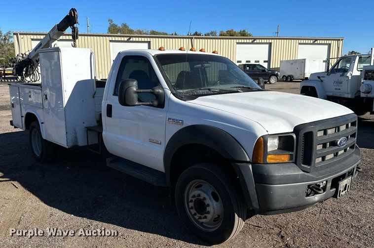 image for item OK9029 2007 Ford F550 Super Duty XL  utility / service truck