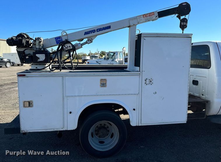 image for item OK9029 2007 Ford F550 Super Duty XL  utility / service truck