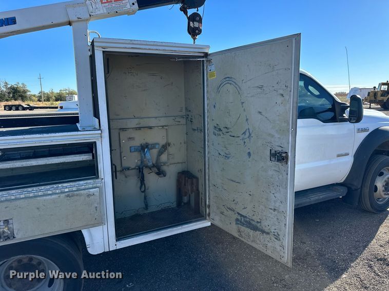 image for item OK9029 2007 Ford F550 Super Duty XL  utility / service truck