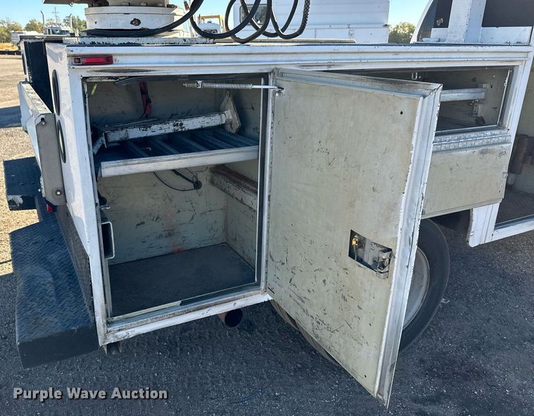 image for item OK9029 2007 Ford F550 Super Duty XL  utility / service truck