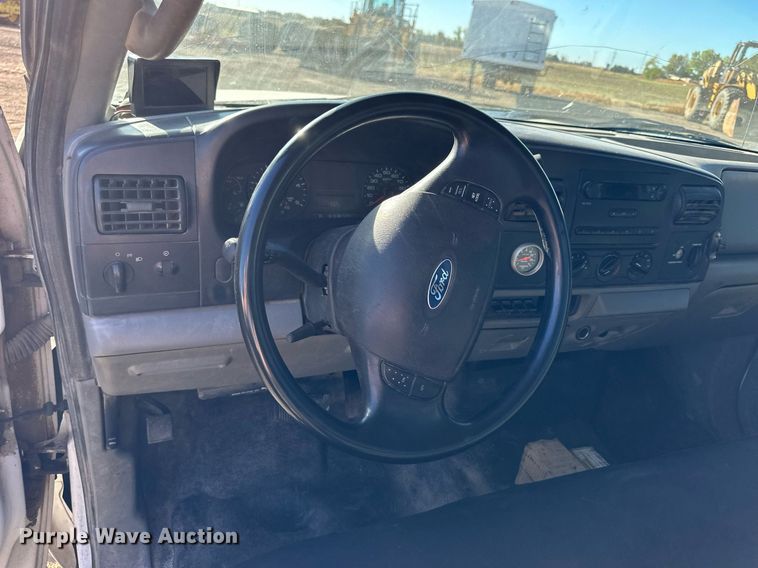 image for item OK9029 2007 Ford F550 Super Duty XL  utility / service truck