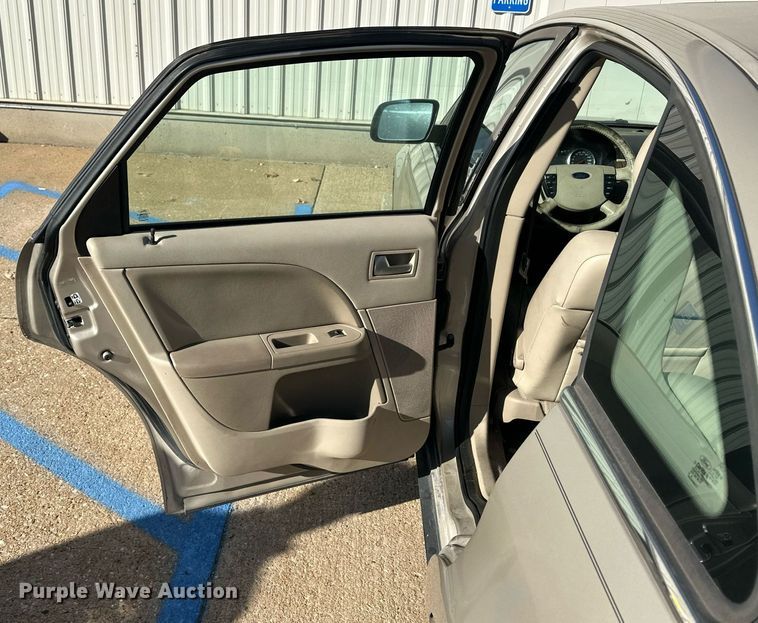 image for item OK9130 2006 Ford Five Hundred SEL