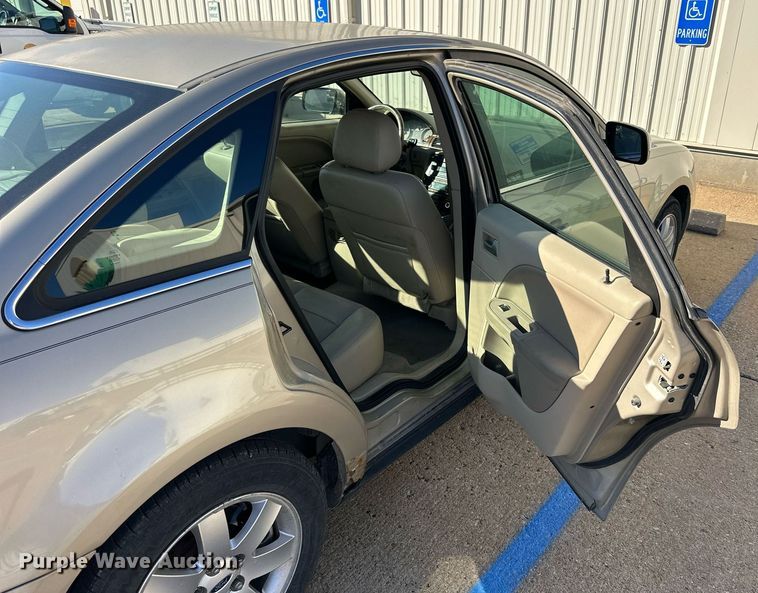 image for item OK9130 2006 Ford Five Hundred SEL