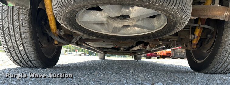 image for item OK9771 2003 Chevrolet Avalanche  limousine