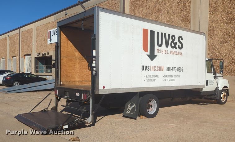 image for item OL9045 2017 International TerraStar  box truck