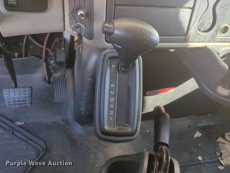 image for item OL9045 2017 International TerraStar  box truck