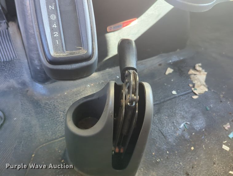 image for item OL9045 2017 International TerraStar  box truck