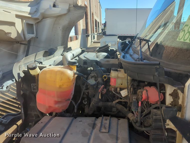 image for item OL9045 2017 International TerraStar  box truck