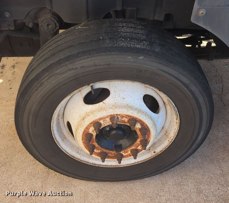 image for item OL9045 2017 International TerraStar  box truck