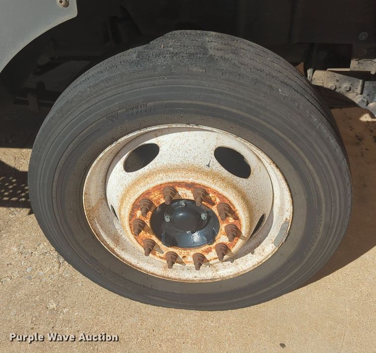 image for item OL9045 2017 International TerraStar  box truck