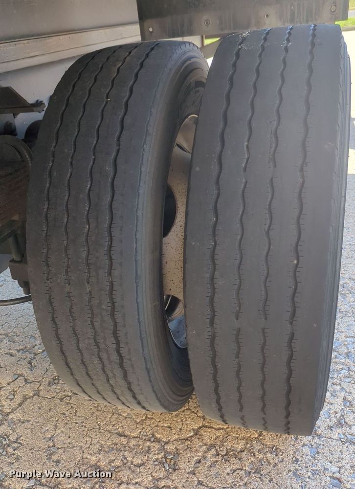 image for item OL9045 2017 International TerraStar  box truck