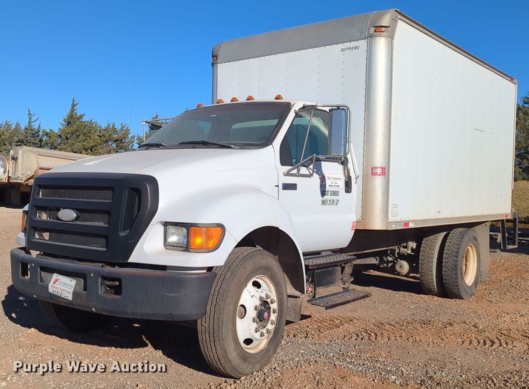 image for item OL9052 2007 Ford F750 Super Duty  box truck