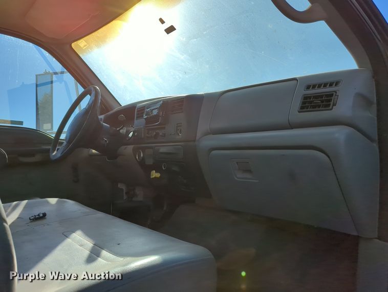 image for item OL9052 2007 Ford F750 Super Duty  box truck