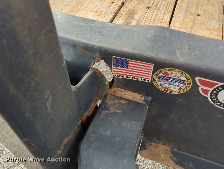 image for item OL9091 2022 Lamar  equipment trailer