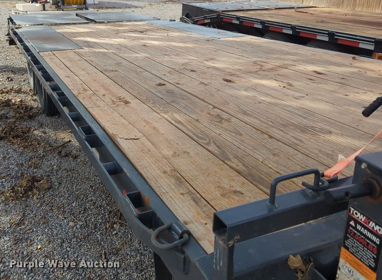 image for item OL9091 2022 Lamar  equipment trailer