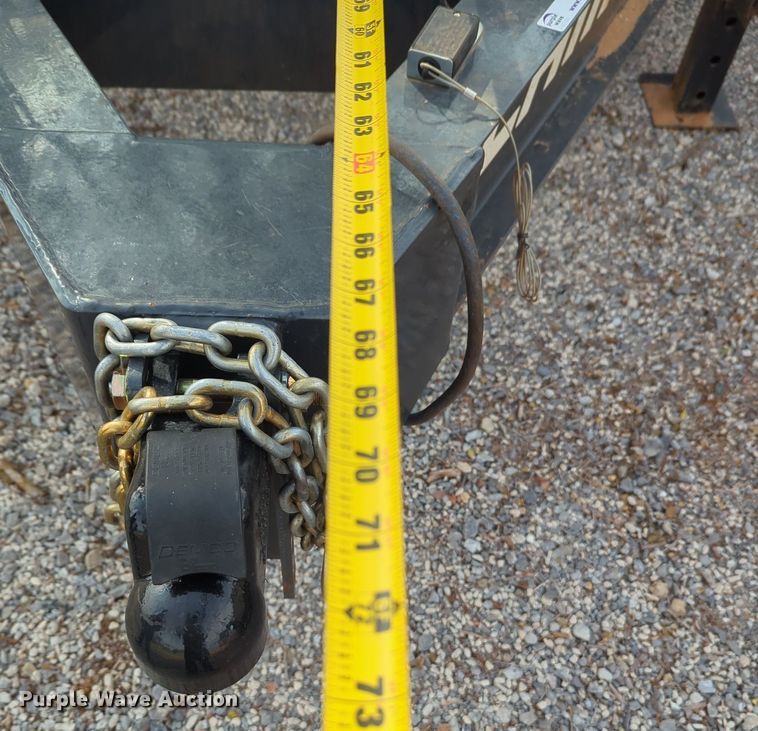 image for item OL9091 2022 Lamar  equipment trailer