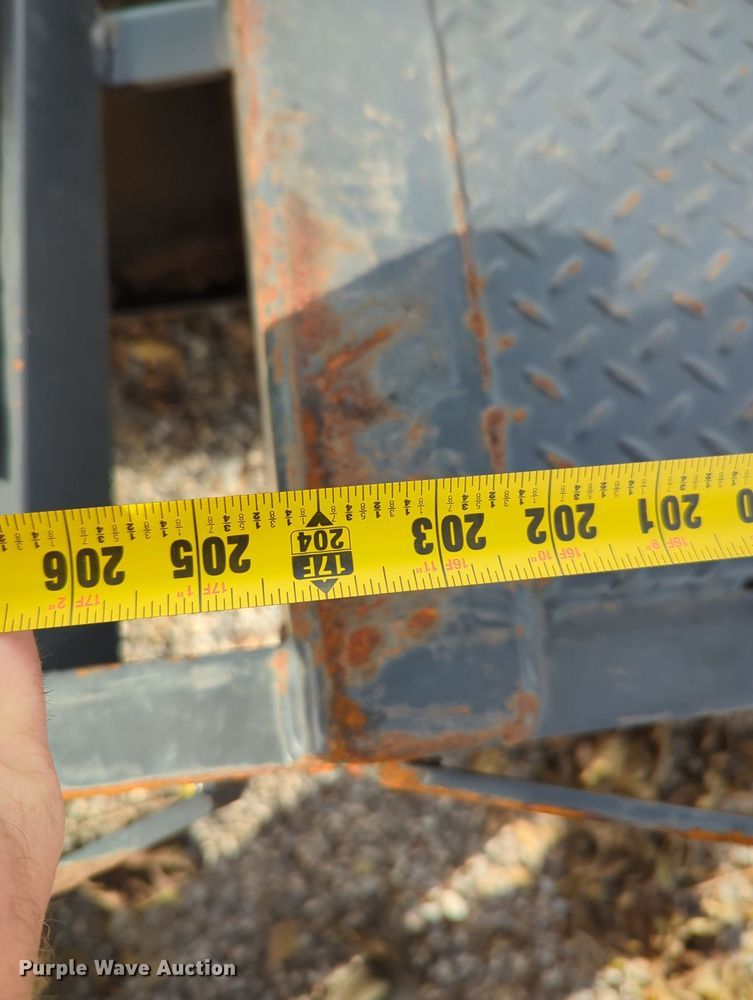 image for item OL9091 2022 Lamar  equipment trailer