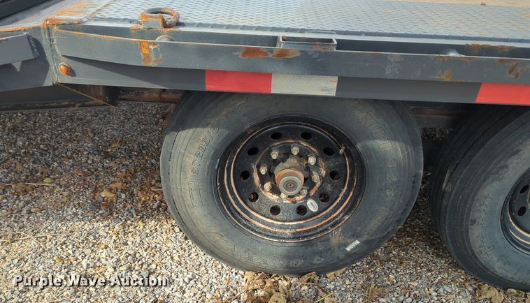 image for item OL9091 2022 Lamar  equipment trailer