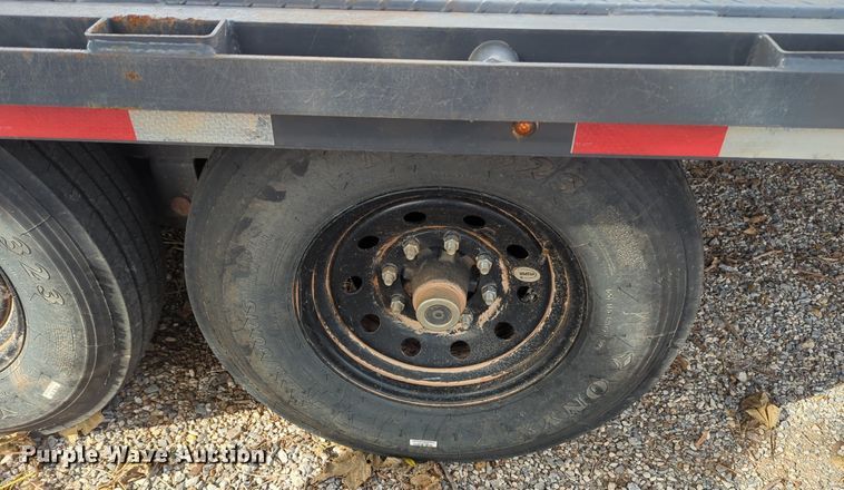 image for item OL9091 2022 Lamar  equipment trailer