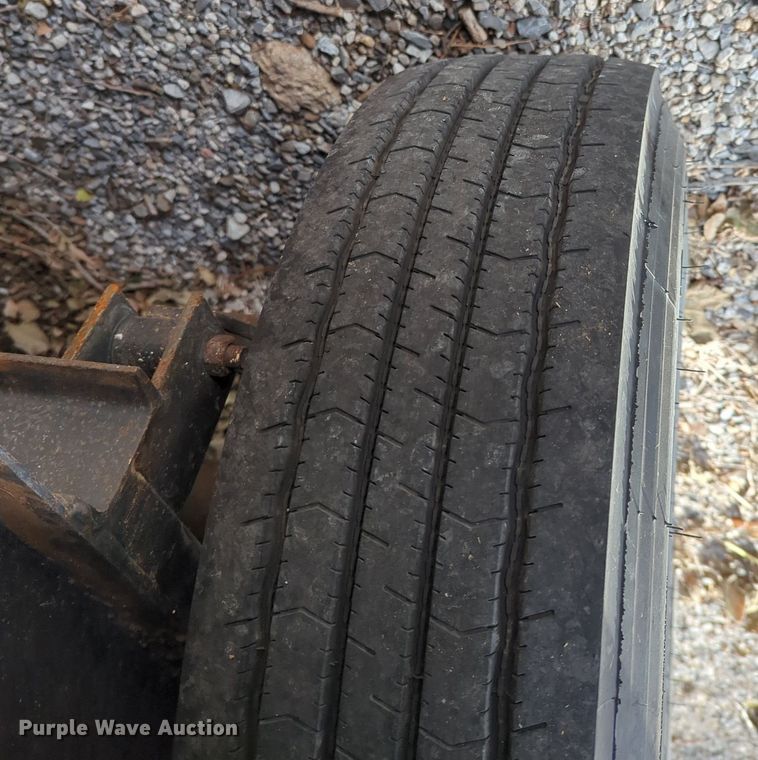 image for item OL9091 2022 Lamar  equipment trailer