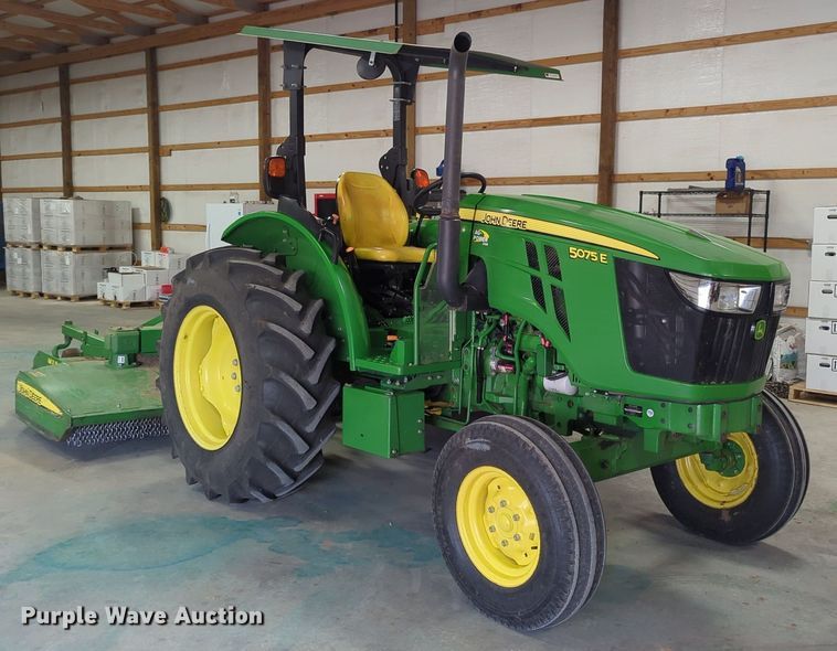 image for item OL9099 2018 John Deere 5075E  tractor