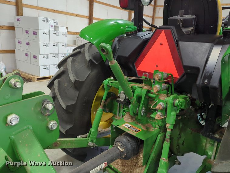 image for item OL9099 2018 John Deere 5075E  tractor
