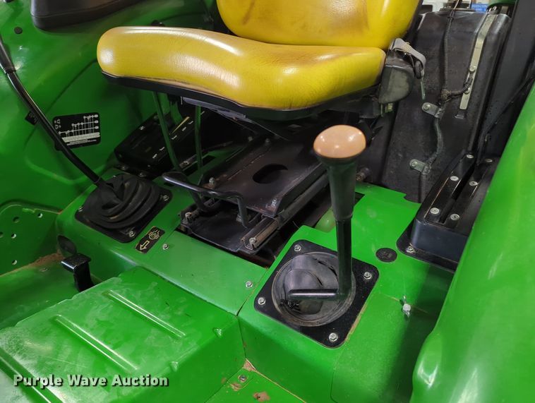 image for item OL9099 2018 John Deere 5075E  tractor