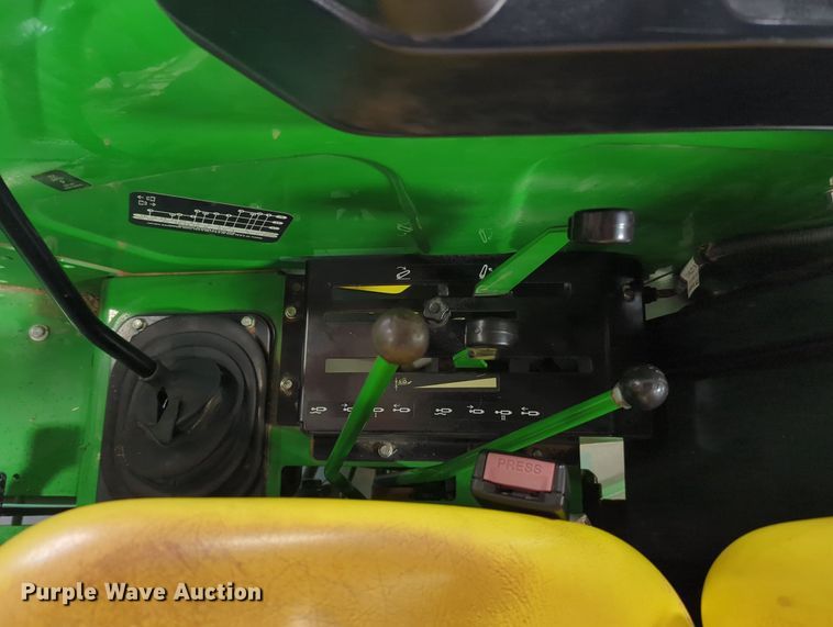 image for item OL9099 2018 John Deere 5075E  tractor