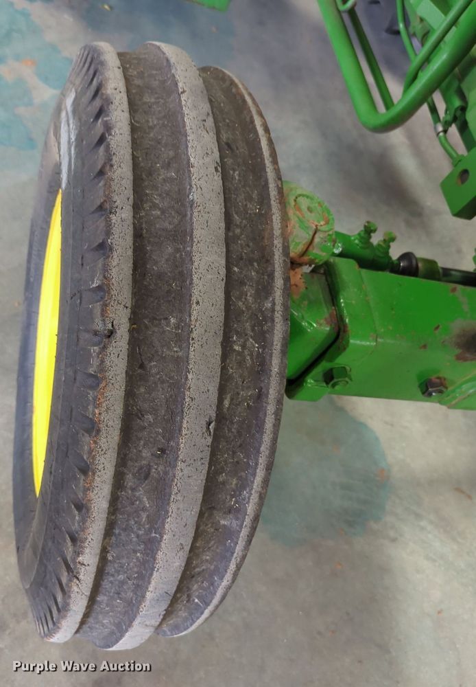 image for item OL9099 2018 John Deere 5075E  tractor