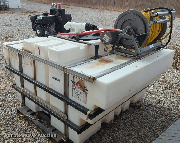 image for item OL9100 GNC  turf sprayer