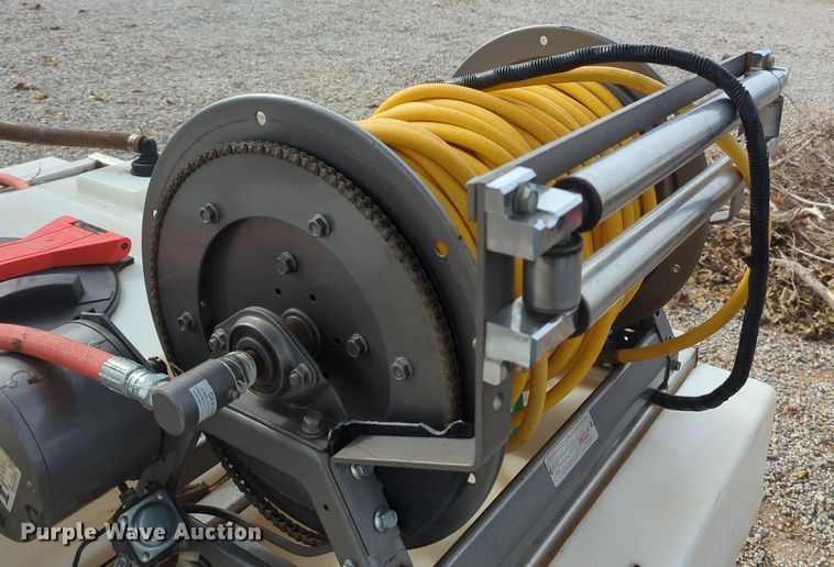 image for item OL9100 GNC  turf sprayer