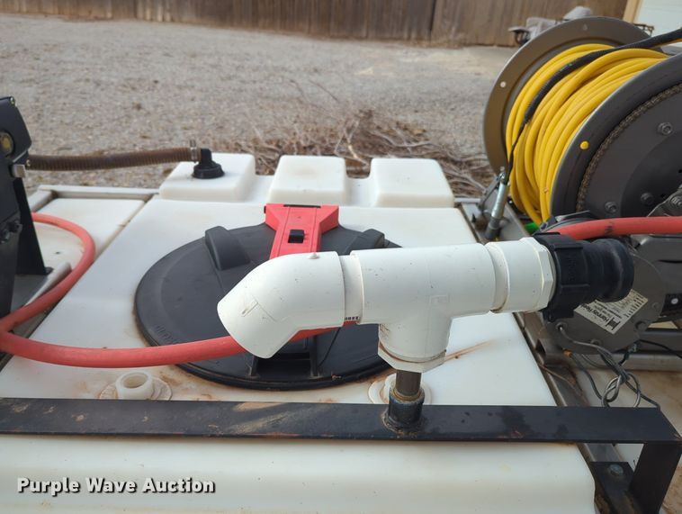 image for item OL9100 GNC  turf sprayer