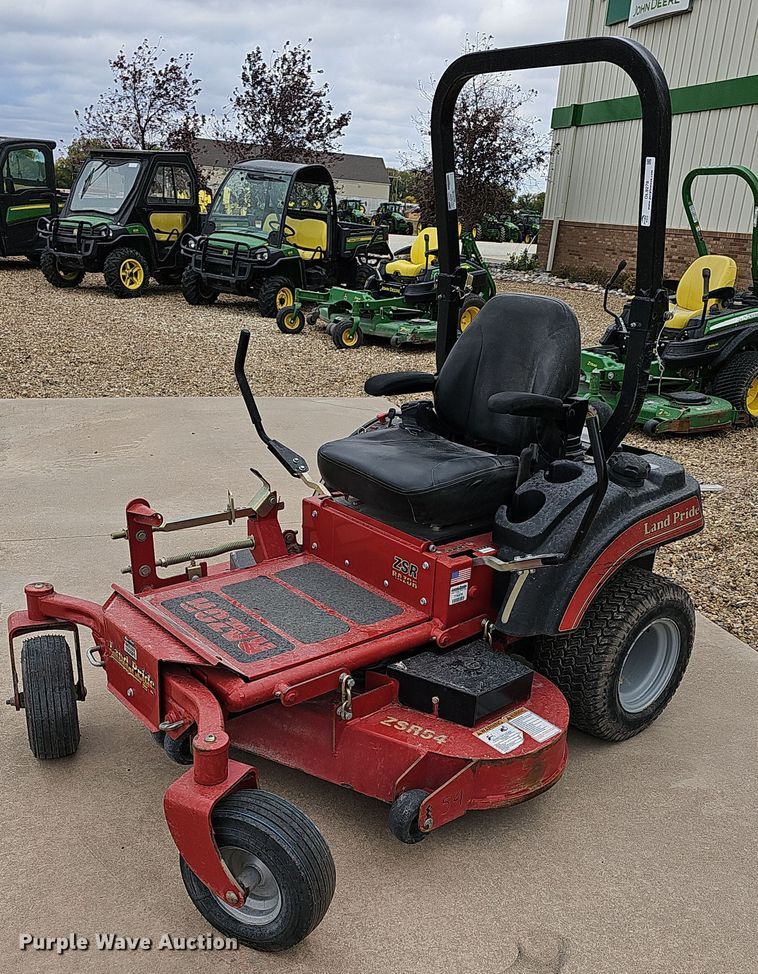 Land Pride ZSR Razor ZTR lawn mower in Clay Center, KS Item OL9278