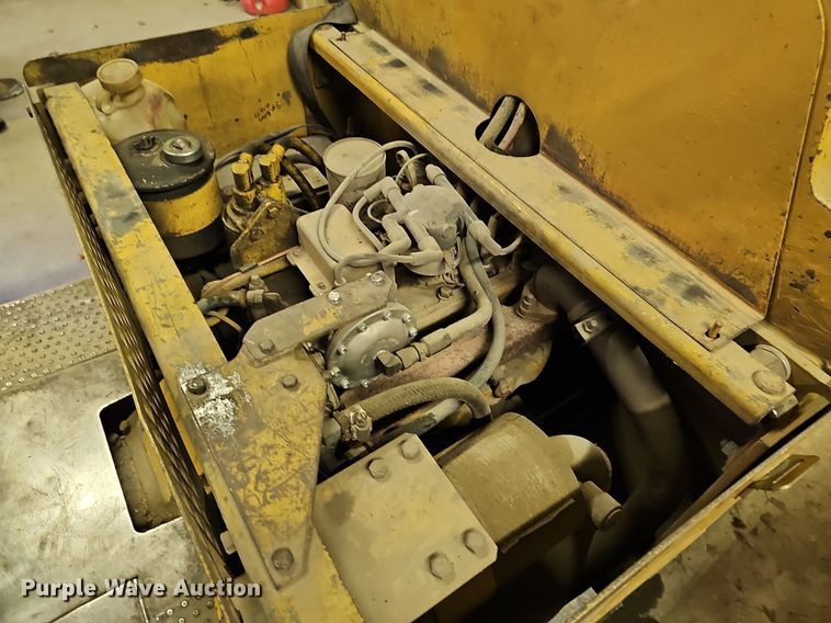 image for item OL9288 Caterpillar TC30  forklift