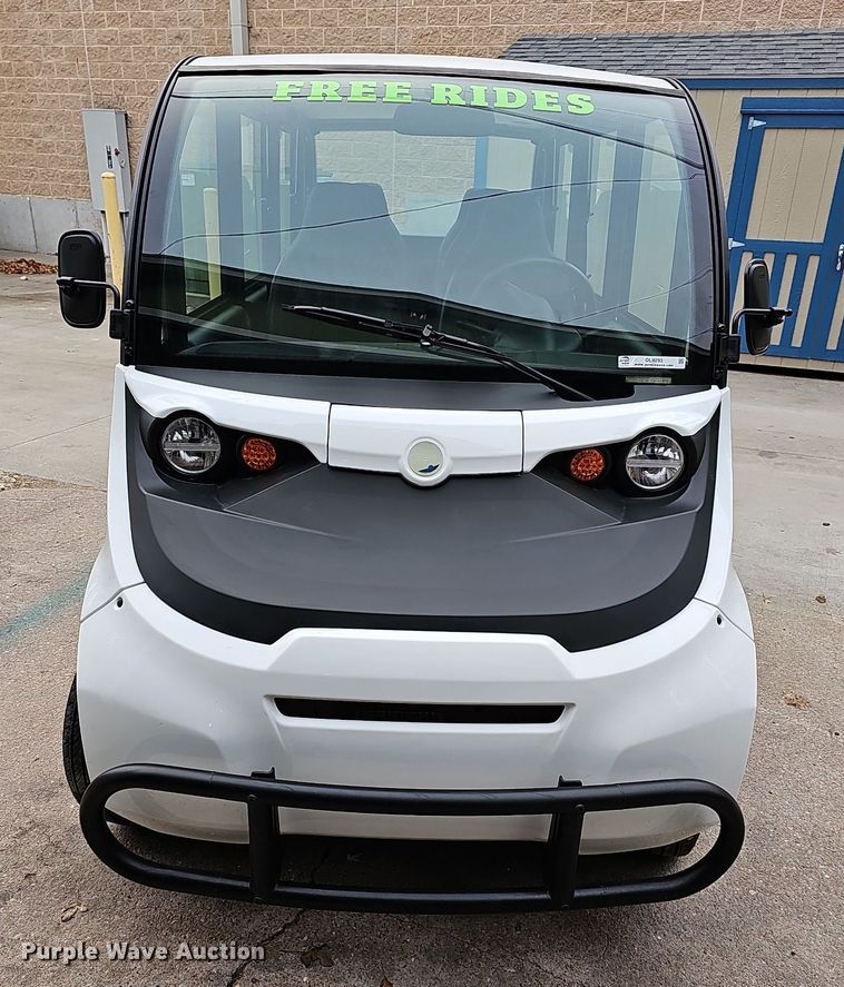 image for item OL9293 2018 Polaris Gem e6  utility vehicle