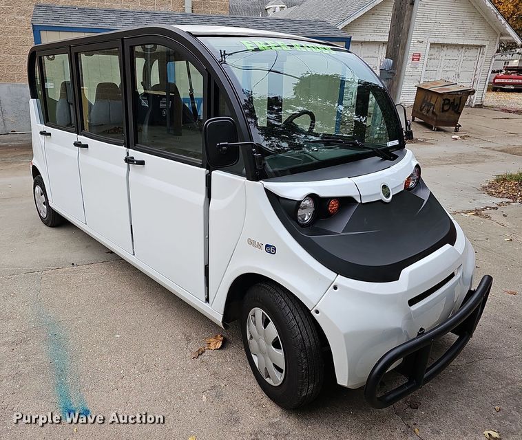 image for item OL9293 2018 Polaris Gem e6  utility vehicle