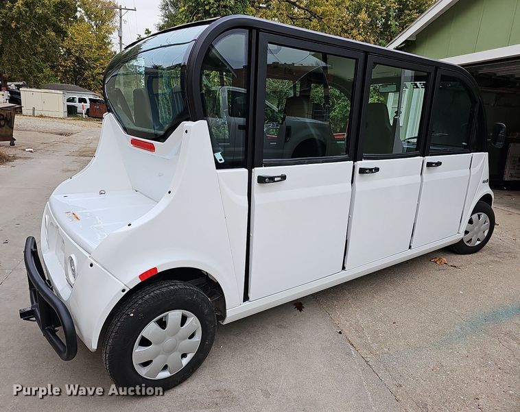 image for item OL9293 2018 Polaris Gem e6  utility vehicle