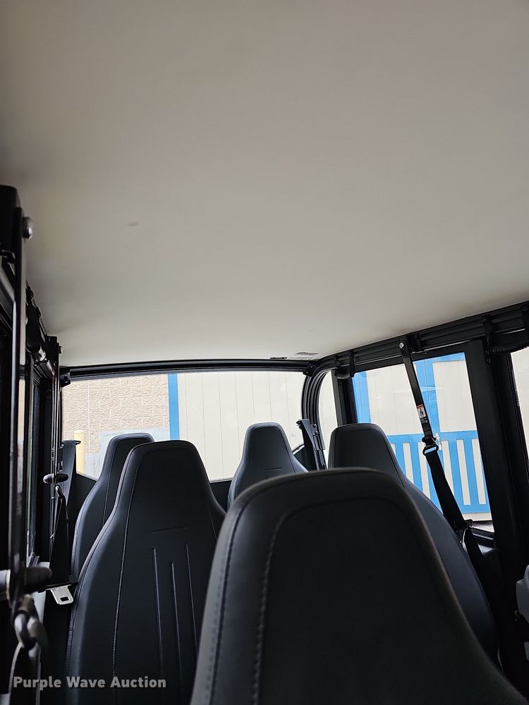 image for item OL9293 2018 Polaris Gem e6  utility vehicle