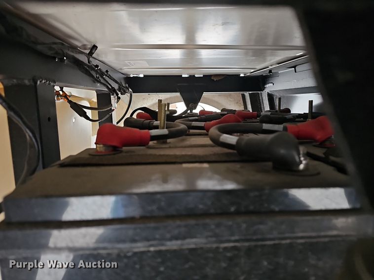 image for item OL9293 2018 Polaris Gem e6  utility vehicle