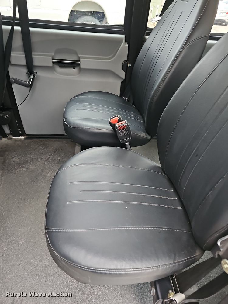 image for item OL9293 2018 Polaris Gem e6  utility vehicle